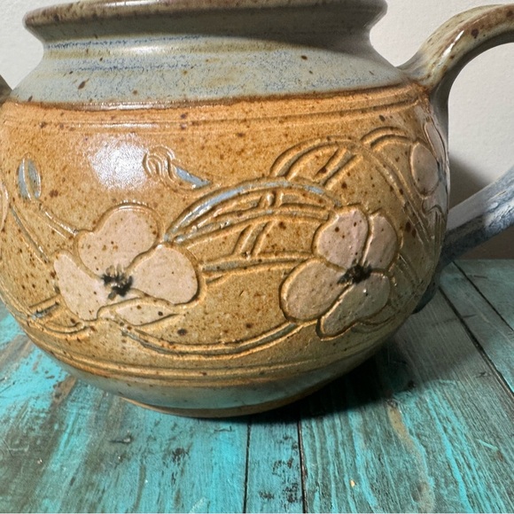 Vintage Pottery Salt Glazed Tea Pot Signed~Floral Design - Picture 3 of 16